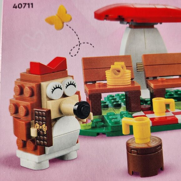 NEW LEGO Hedgehog Picnic Date 40711 Building Toy Animal Figures Playset Toys and - Picture 15 of 16